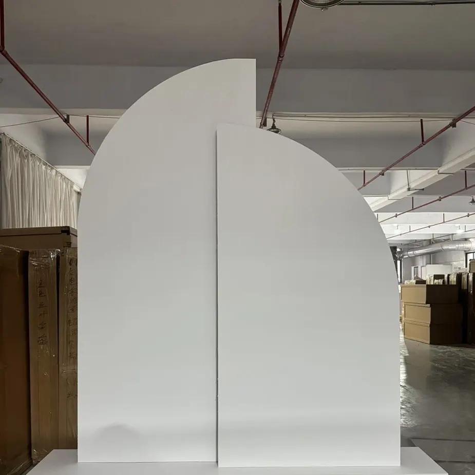 Flower Wall & 2 Panels — A full flower wall flanked by two panels, widening the set so a group can stand in it