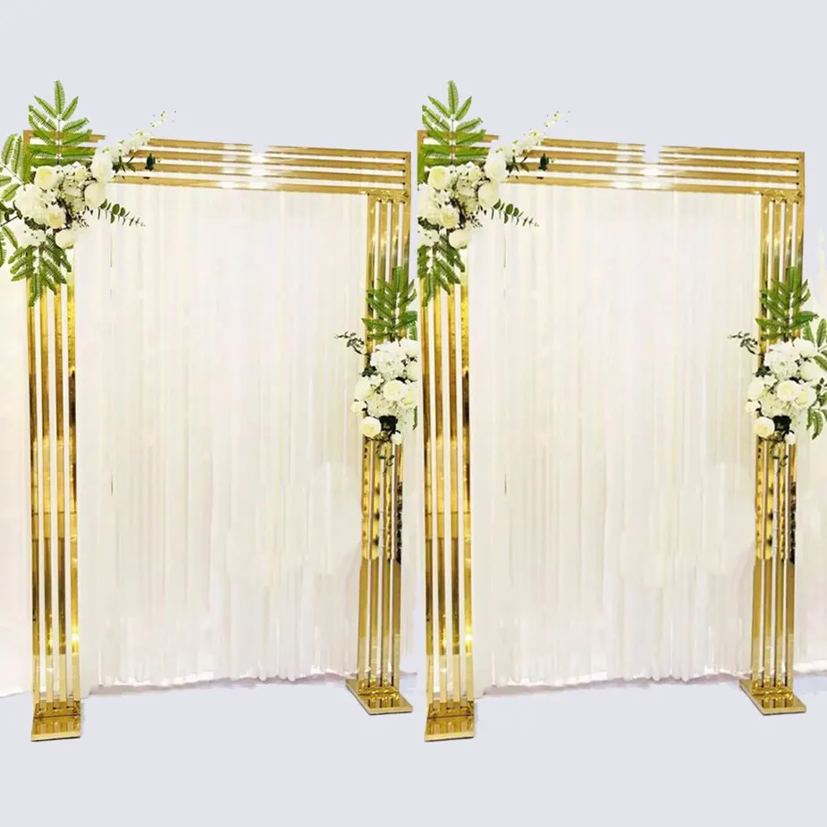 Golden Gate Frame Set of 2 — Two golden gate frames, formal and symmetrical, for a proposal with real occasion to it